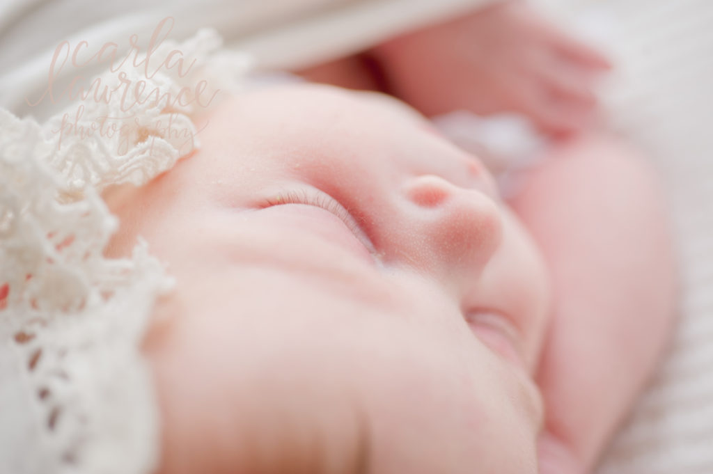 newborn motherhood new baby milestone 